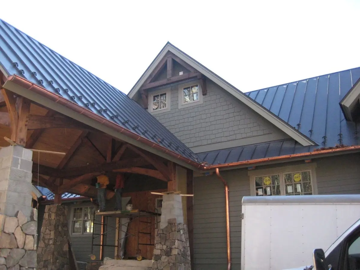 Craftsman Roofing team delivering quality roofing work in Elysian